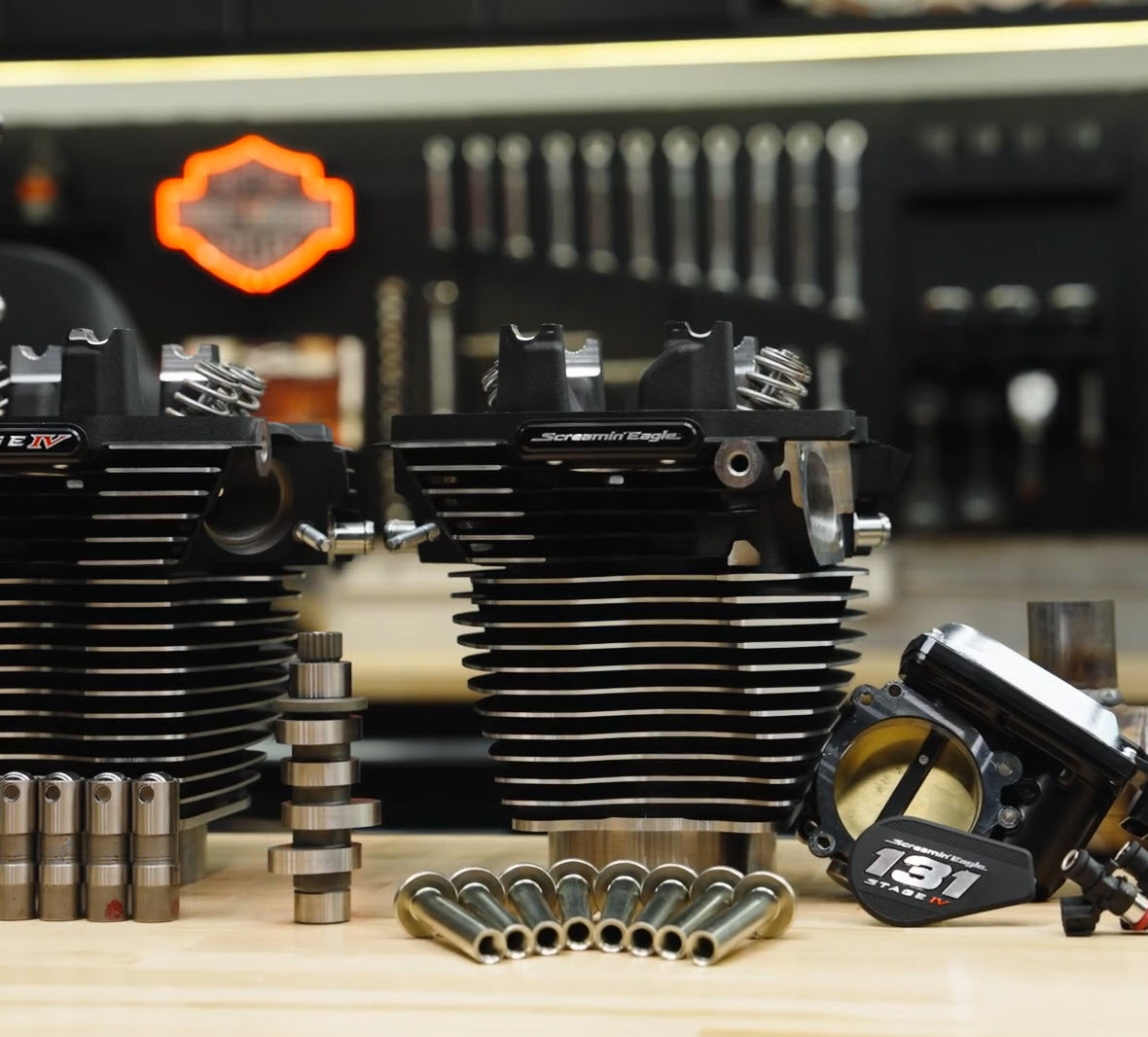 Harley-Davidson 92500100 Screamin‚ Eagle Stage IV Kit 117CI to 131CI S ...