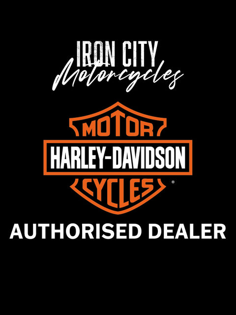Harley Davidson 14101942 MEDALLION,LH, F-TANK | (left) (with black trim) (billiard gray, vivid black, atlas silver metallic, white onyx pearl, whiskey fire, sharkskin blue, blue burst)