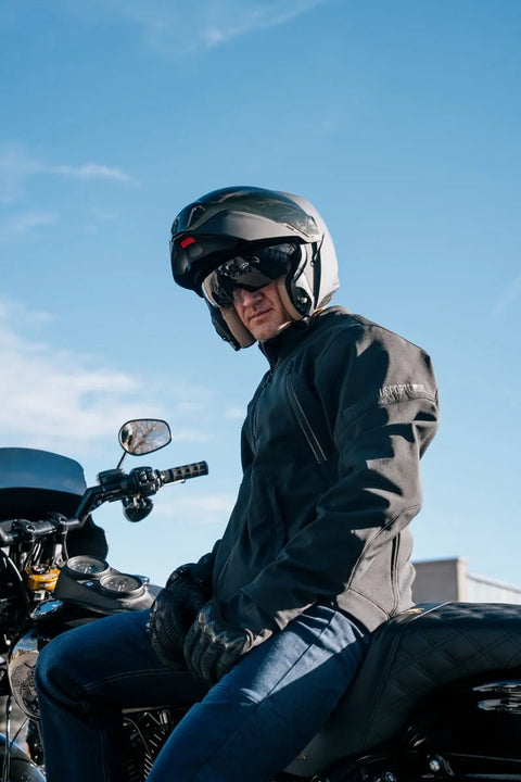 ICON Threshold Modular Helmet Gloss Black