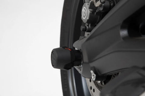 SW-Motech Rear Axle Slider Set Black Street Triple , Daytona