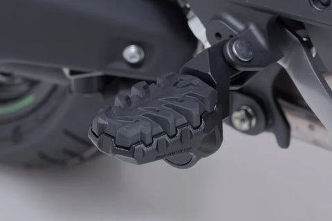 SW-Motech EVO Footrest Kit — Kawasaki Versys (FRS.08.112.10400)