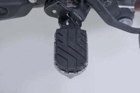 SW-Motech Footrest Kit Ion — Suzuki V-Strom (FRS.05.011.10200/S)