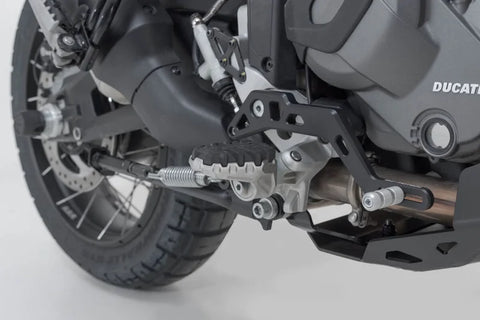 SW-Motech EVO Footrest Kit — Ducati (FRS.22.112.10201)