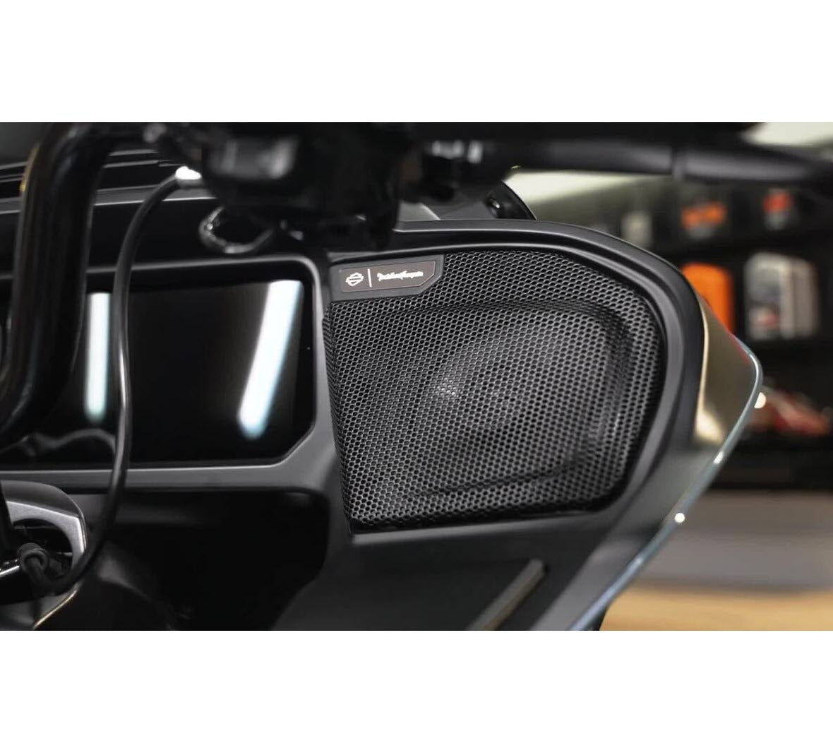 Harley-Davidson 76001297 Harley-Davidson Audio powered by Rockford Fos ...