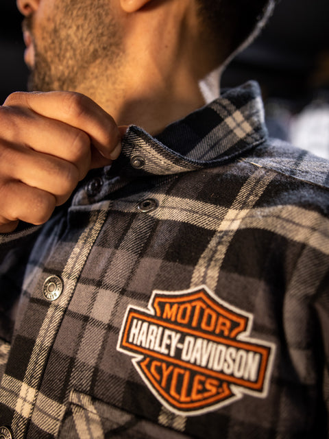 Harley-Davidson® Men's Milwaukee Flannel - Black Plaid   96137-23VM