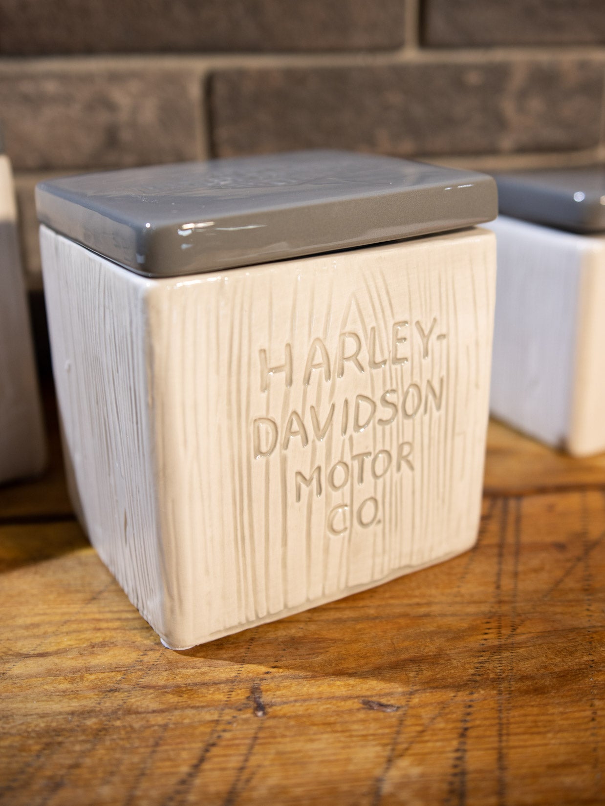 HarleyDavidson® HDMC Ceramic Canister Set HDL18612 Iron City