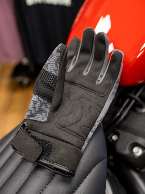 Harley-Davidson® Men's Dyna Knit Mesh Gloves Camo Blackened Pearl - 98136-23VM